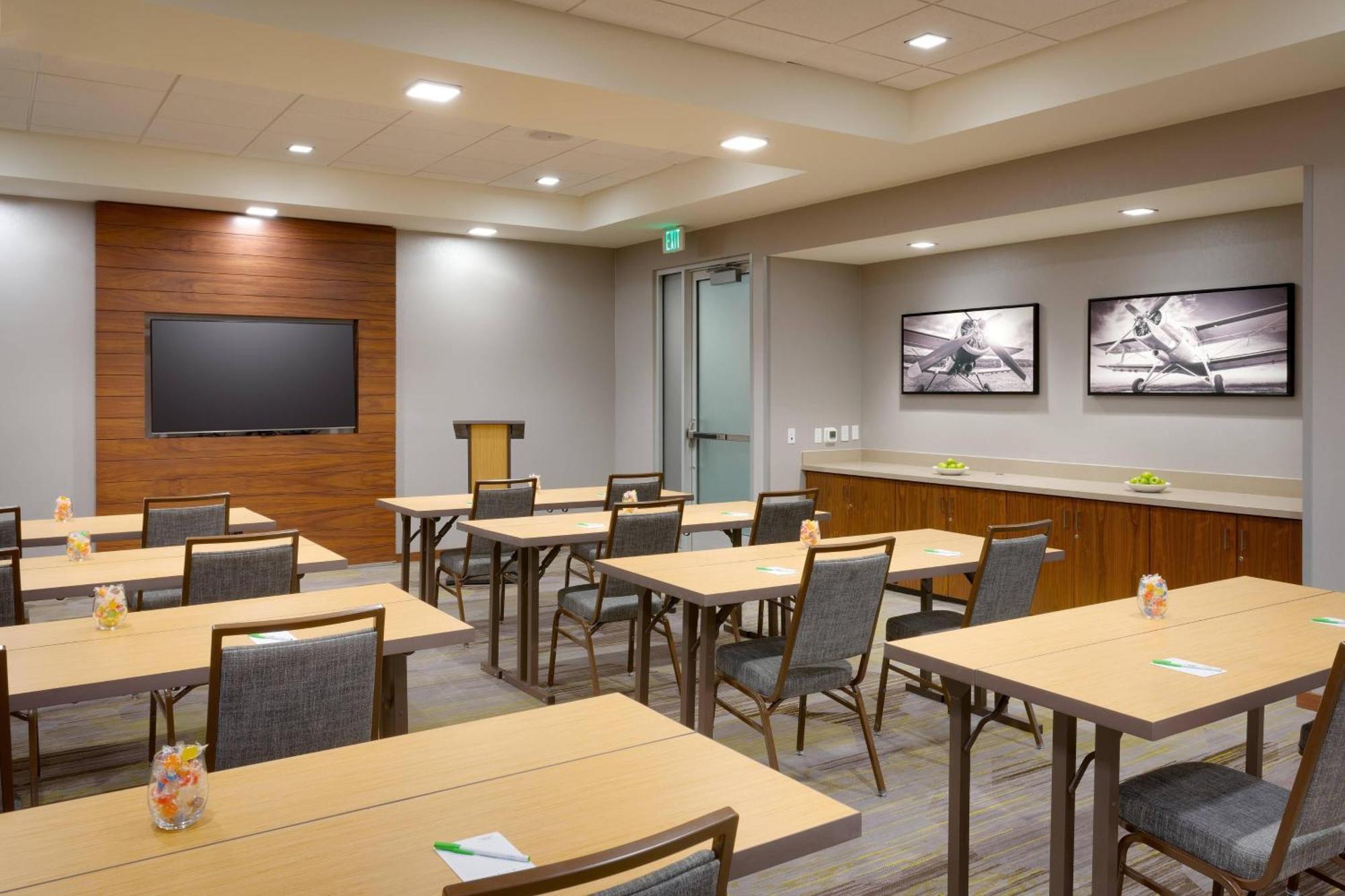 Courtyard By Marriott Los Angeles Lax/Hawthorne Exterior photo